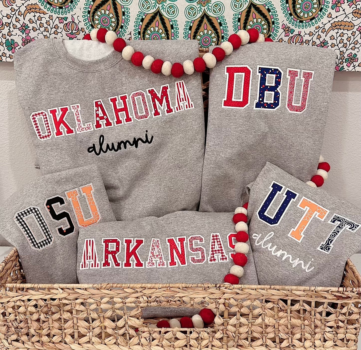 Crew Neck Applique Sweatshirt